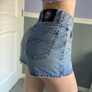 Lei denim shorts